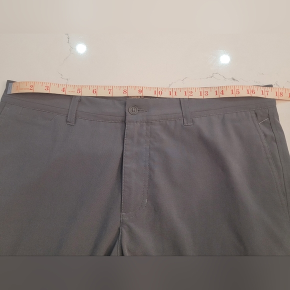 Nike Dri-Fit Flat Front Standard Fit Golf Pants - Men's size 34 x 34 - Picture 9 of 9